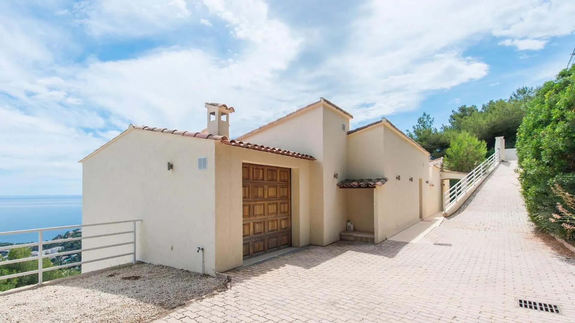 L Oasis Moderne Piscine Vue Mer Rocabruna 0*,