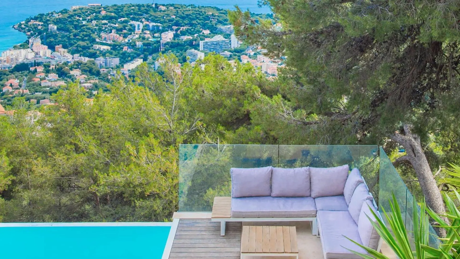 L Oasis Moderne Piscine Vue Mer Rocabruna 0*,  Francia